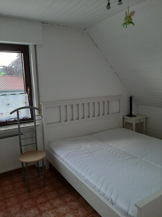 Familienfreundliche Ferienwohnung Auf Dem Lande Monteur Wohnung Hessisch Oldendorf Екстериор снимка